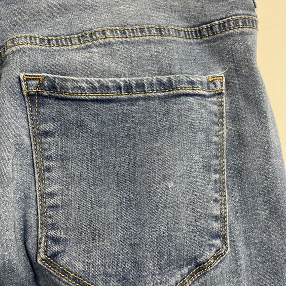 Fashion Nova Blue Jeans – Women's Size 18, Curve-Hugging Stretch Denim - Picture 8 of 12